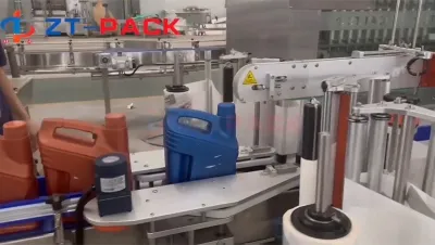 Etiquetadora de doble cara para botellas cuadradas de aceite lubricante