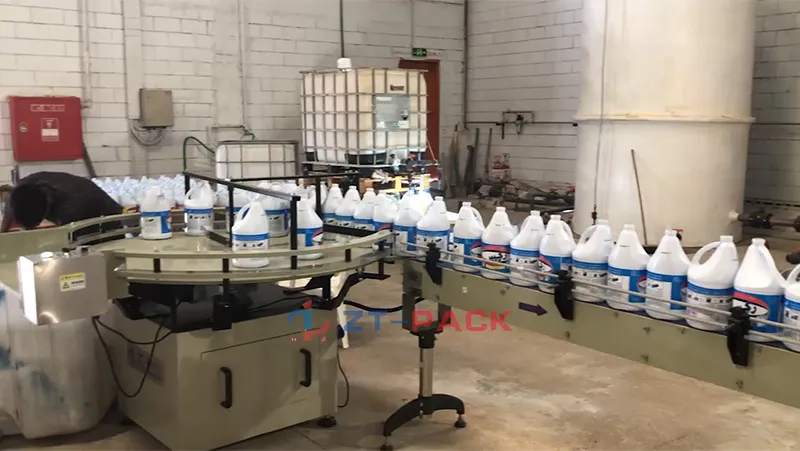 Línea de llenado de lejía de 1 galón